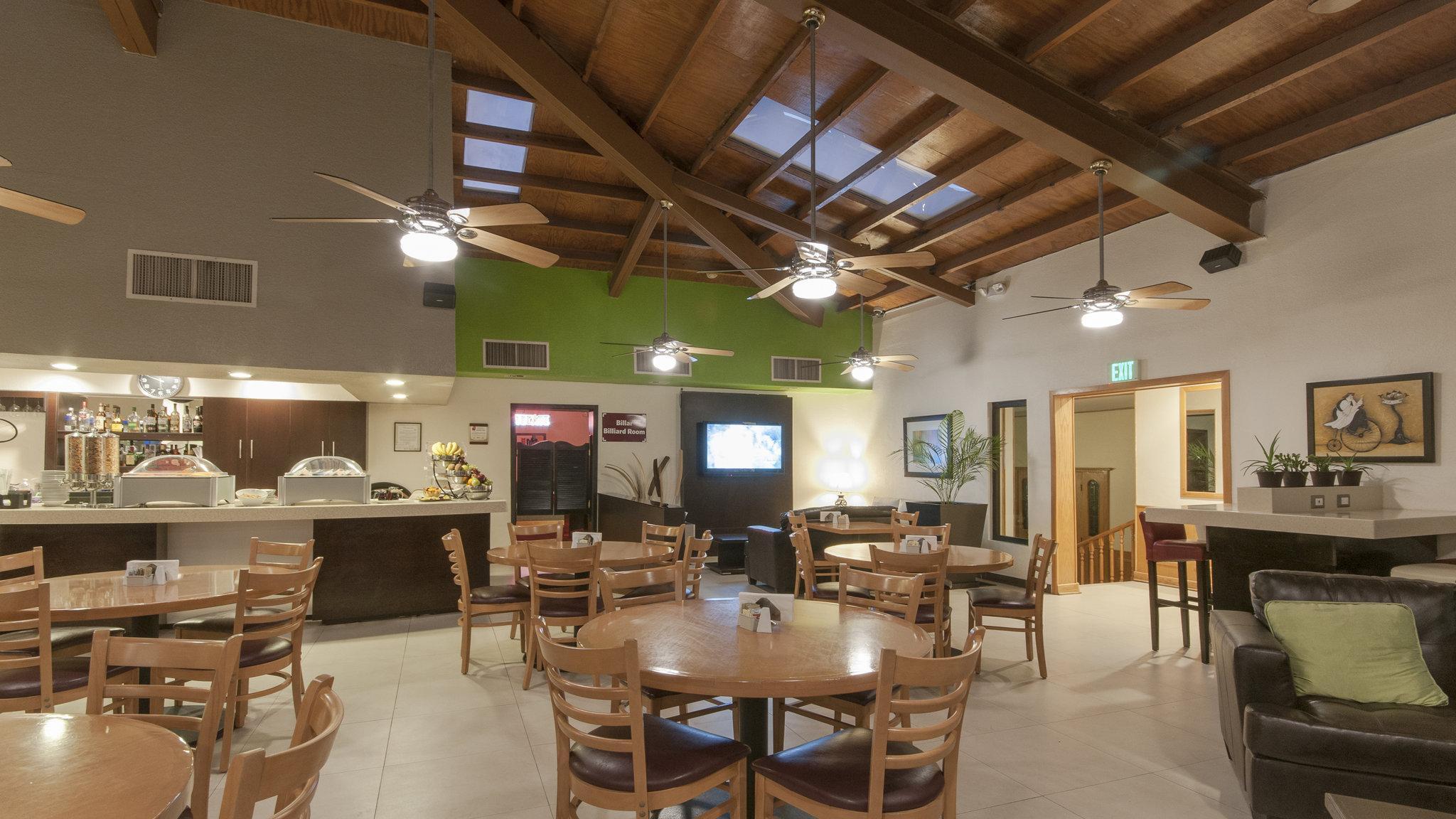 Holiday Inn Hotel & Suites Chihuahua By Ihg Eksteriør billede