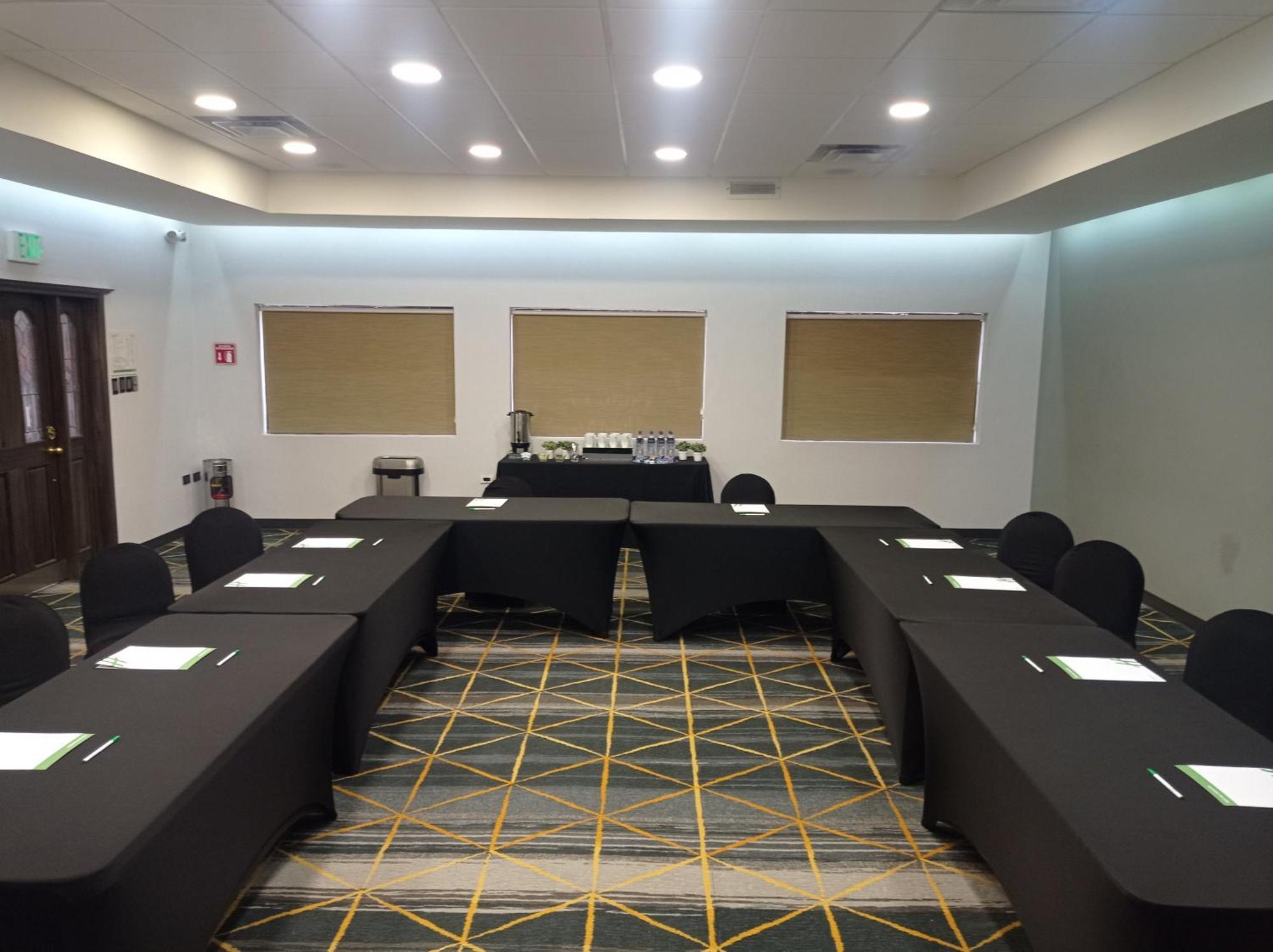 Holiday Inn Hotel & Suites Chihuahua By Ihg Eksteriør billede